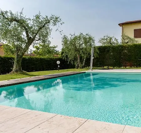 Cosmea Apartament * Bardolino
